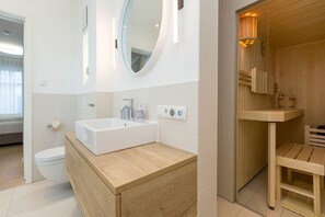 Shower, hair dryer, towels - Quartier am Kurpark, app. 04 (Heringsdorf)