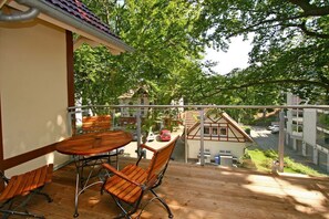 Outdoor dining - Villa Seestern, App. 7 (Heringsdorf)