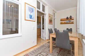 Dining - Villa Linquenda, App. 2 (Heringsdorf)