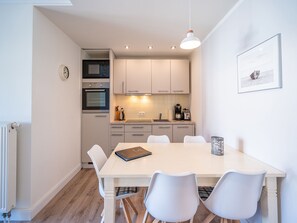 Køleskab, mikrobølgeovn, ovn, opvaskemaskine