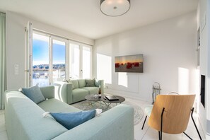 Tv och eldstad