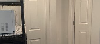 Small room with private bath and separate entry. Close to public transportation