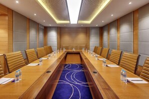 Meeting facility - Golden Tulip New Delhi - Hari Nagar (New Delhi)
