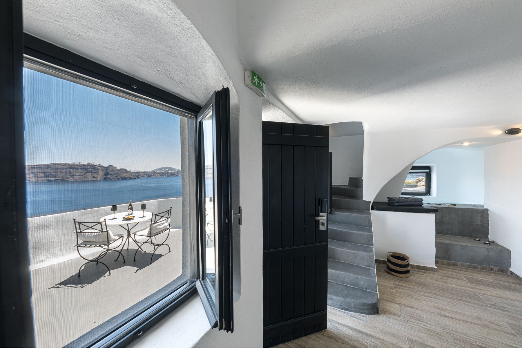 Photo - Pearl of Caldera Oia - Boutique Hotel by Pearl Hotel Collection