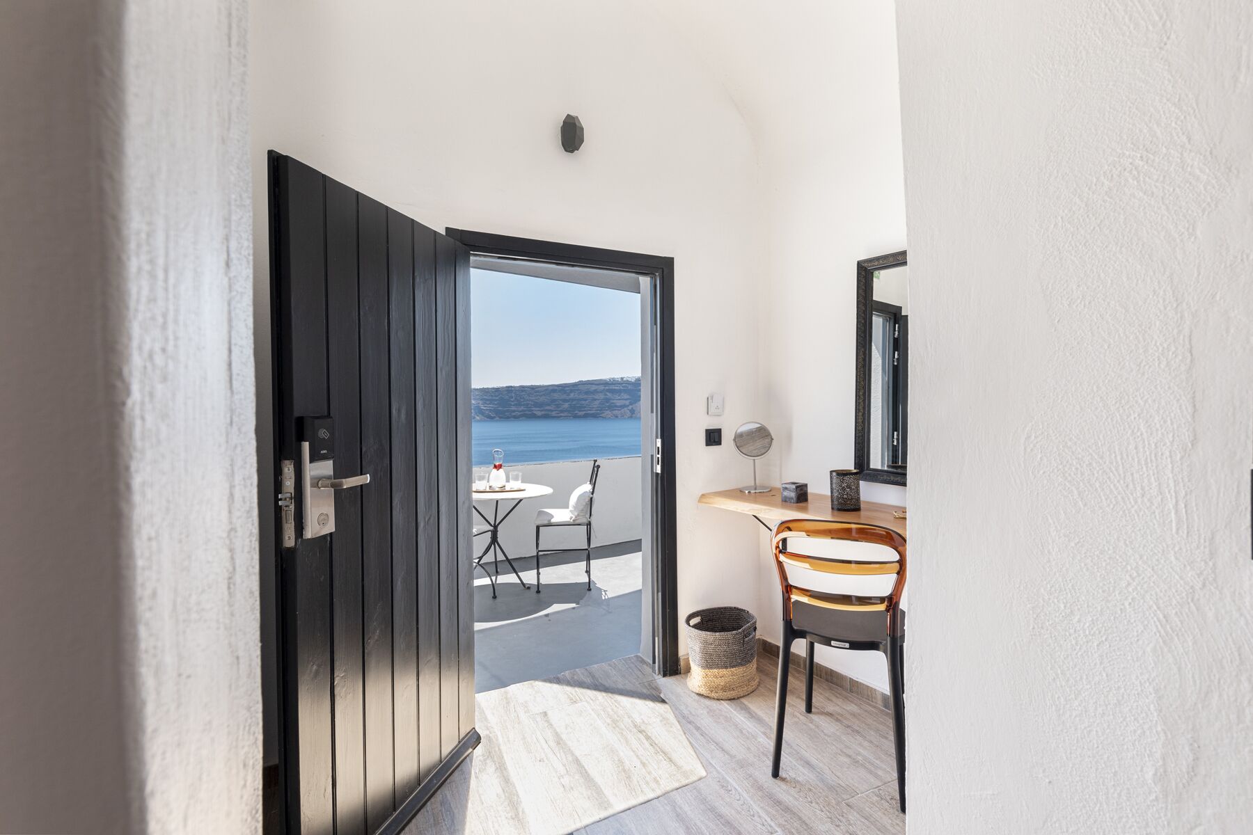 Photo - Pearl of Caldera Oia - Boutique Hotel by Pearl Hotel Collection