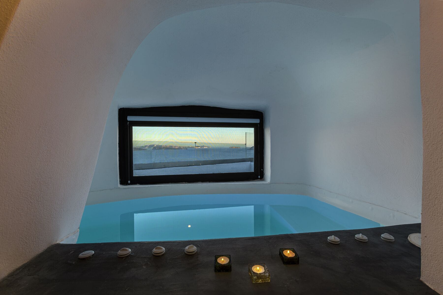 Grand Split Level Suite, Indoor Hot Tub, Caldera View | Bathtub spa pribadi
