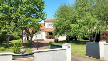 Enceinte de lâhĂ©bergement