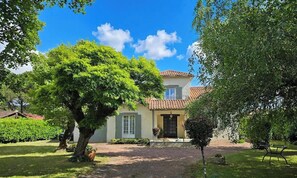 Exterior - Birdsong: Private Pool, Wifi, Pets Welcome, Garden (Chancelade)