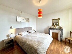 2 bedrooms, free WiFi - Holiday home in Dordogne with shared pool and pets allowed (Calviac-en-Périgord)