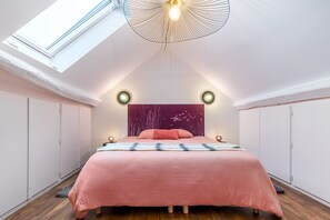 1 bedroom, free WiFi, bed sheets - Private spa- L'Elixir- close to Disney (Chessy)