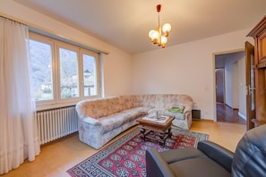 Familienapartment, 2 Schlafzimmer (Casa Salogni) | Wohnbereich