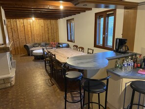 Interior - CHALET mountain alttude 1100m 6 bedrooms, 4 bathrooms, sauna, gym (Saint-Maurice-sur-Moselle)