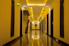 华丽单人房 | 迷你吧、办公桌、免费 WiFi