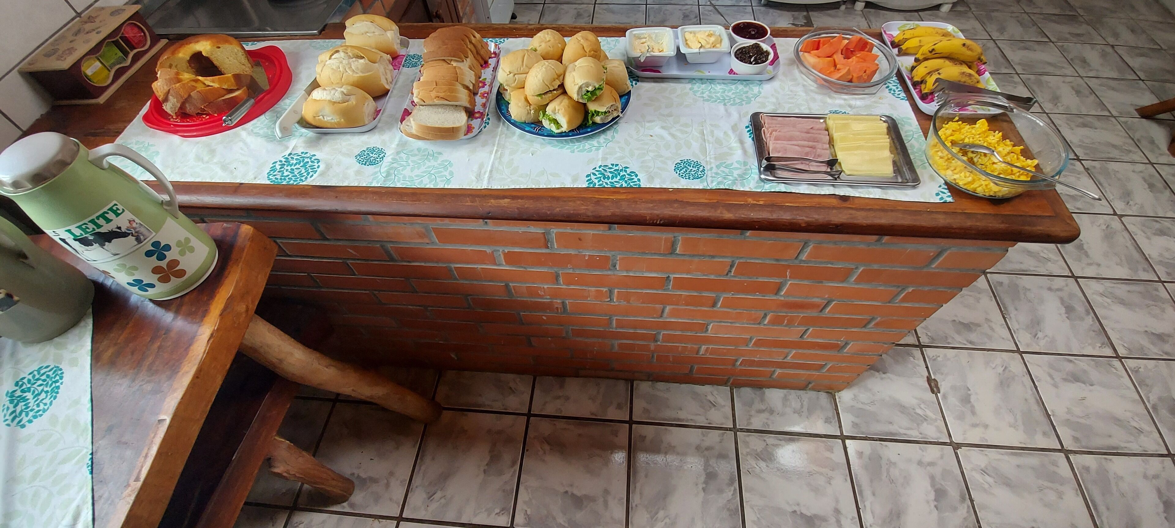 Komplett frokost er inkludert hver dag