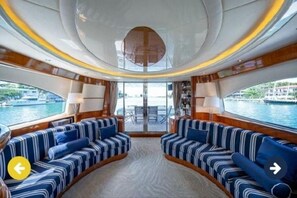 Interior - Luxury Italian Megayacht (Fajardo)