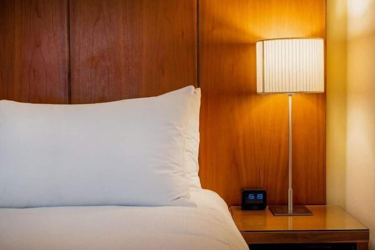 1 Schlafzimmer, Zimmersafe, laptopgeeigneter Arbeitsplatz