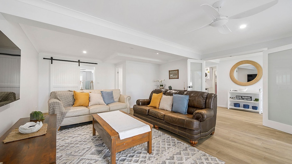 Coastal Escape - Newly Renovated Holiday Home In North Haven - Kendall