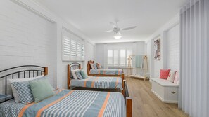 6 habitaciones, tabla de planchar con plancha, internet y ropa de cama 