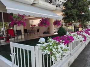 Terrace/patio - Christina hotel (Katerini)