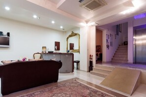Lobby - Christina hotel (Katerini)