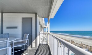 Outdoor dining - Sun Dial 33 -Three Bedroom, Two Bath Oceanfront Condo in Garden City Beach (Garden City Beach)