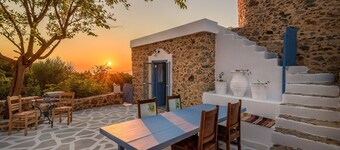 The Aegean blue country house Old Milos