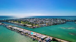 Unclassified image, 2 of 44, button