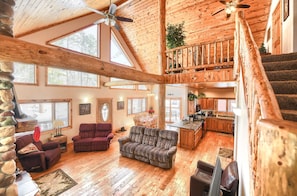 Smart TV, fireplace, foosball, stereo - Spacious 3300 Sq. Ft. Cabin Near Terry Peak, Deadwood, Spearfish Canyon! (Lead)