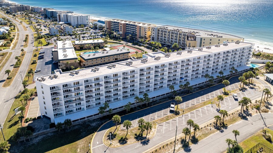 Seacrest 206 is a gorgeous Gulf Front2 BR with Free Beach Service for 2 by RedAwning