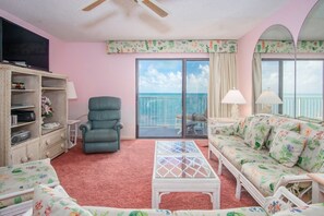 Flat-screen TV - Keys Please is a 2bed/2bath condo located in desirable Key Colony Beach. (Key Colony Beach)