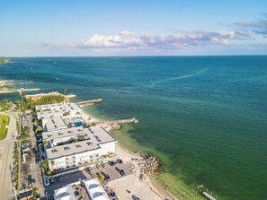 Unclassified image, 5 of 36, button