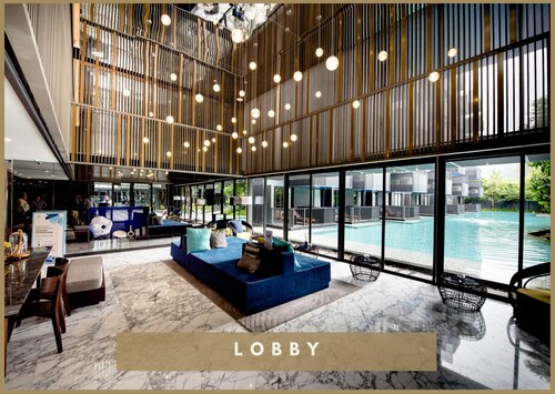 Modern & Private Family Suite Prime Patong Beach / Phuket !!