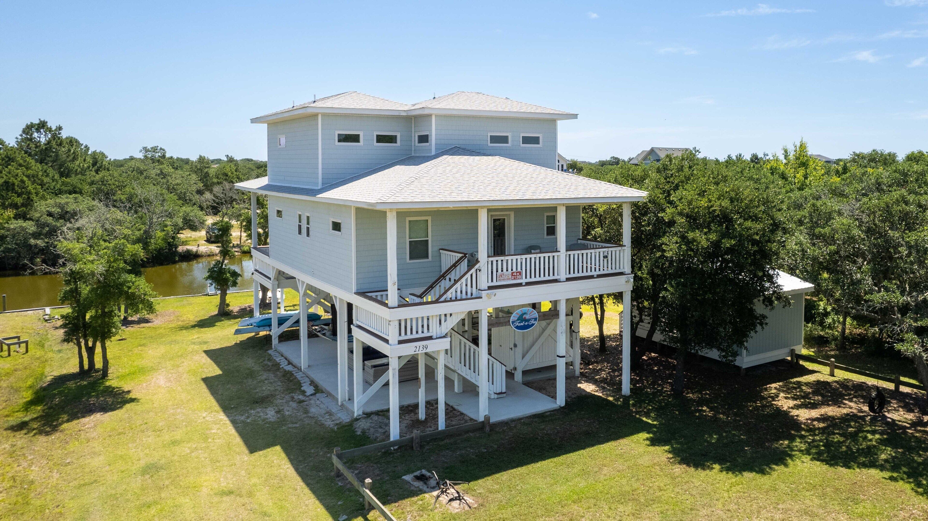 4x2139, FANT-A-SEA- Canalfront, Secluded, Wild Horses, 4x4 area!