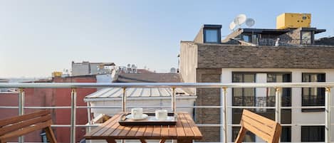 Luxury Studio Suite | Balcony view