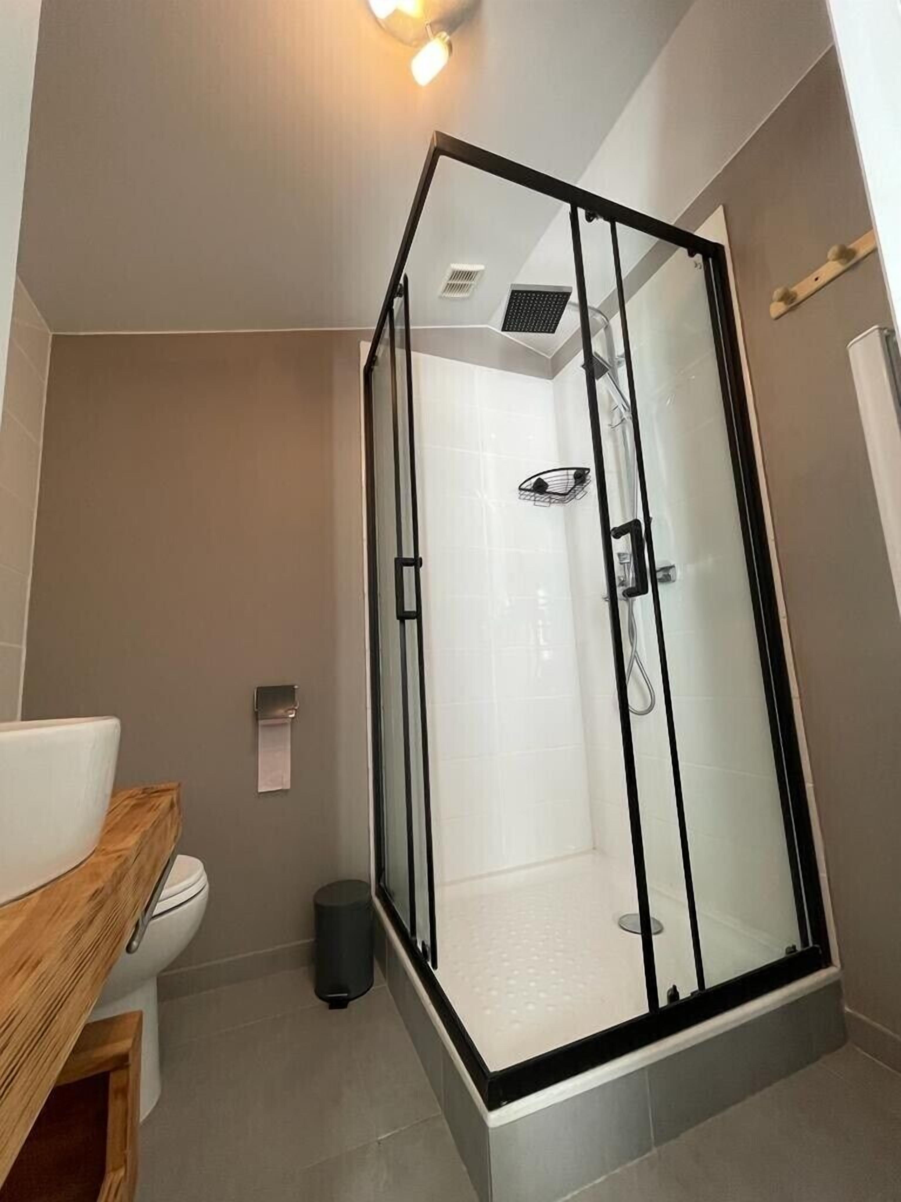 Bañera, secador de pelo
