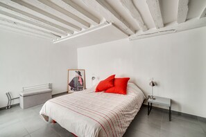 2 habitaciones, tabla de planchar con plancha y wifi gratis