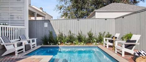 Piscina externa, piscina aquecida