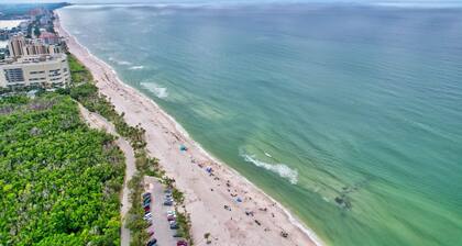 Walk to the Beach and Enjoy Spectacular Views from this 3 Bedroom Condo!