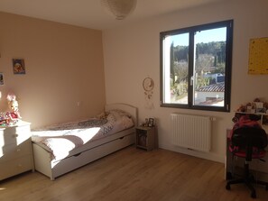 5 عدّة غرف نوم وواي فاي