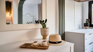 Triple Room, Multiple Beds, Non Smoking, Courtyard View | Down duvets, Select Comfort beds, blackout curtains, iron/ironing board