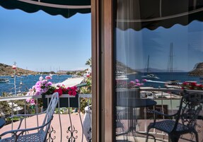 Habitación Deluxe doble, 1 cama de matrimonio, vistas al mar, frente al mar | Vistas desde la habitación
