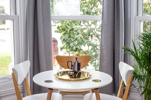 Business Apartment | Living area