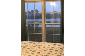 2 Schlafzimmer, Reisekinderbett, kostenloses WLAN, Bettwäsche