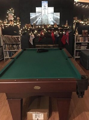 Spielezimmer