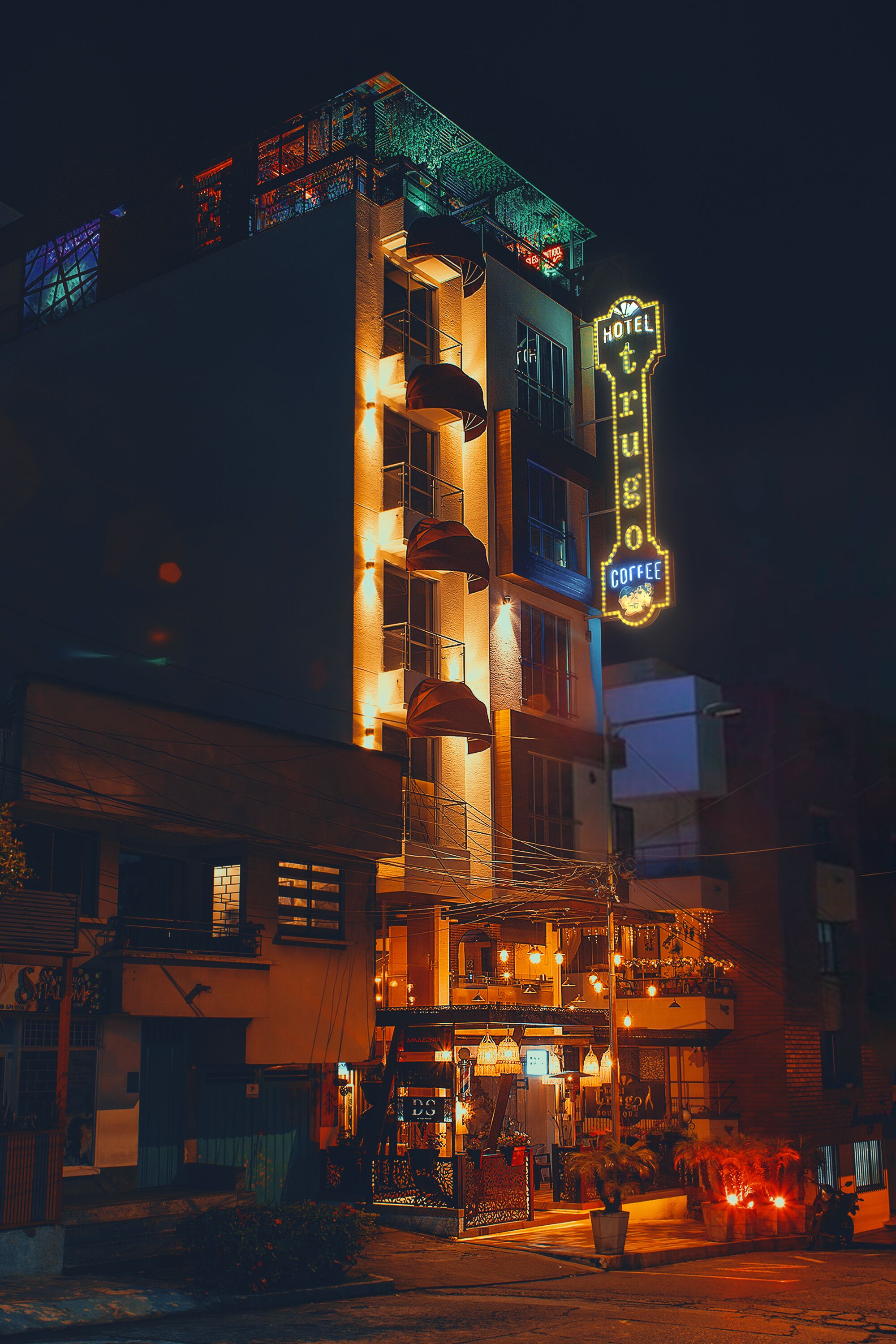 Vista frontal de la propiedad