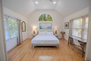 10 chambres, fer et planche à repasser, lit de bébé portatif, Wi-Fi