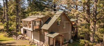 " Casa Del Mar" (House by the Sea) Forest Retreat