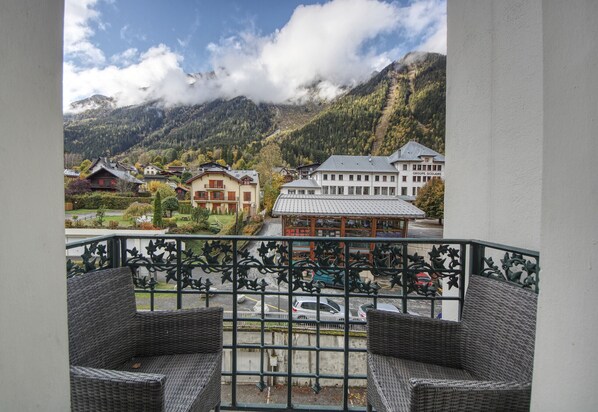 Unclassified image, 1 of 18, button - Apartment Royale (Chamonix-Mont-Blanc)
