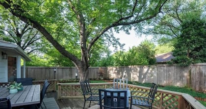 East Side Emerald -Fire Pit-Incredible Location-2K