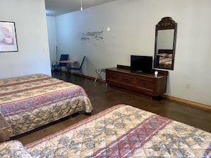 1 habitación, wifi gratis y ropa de cama